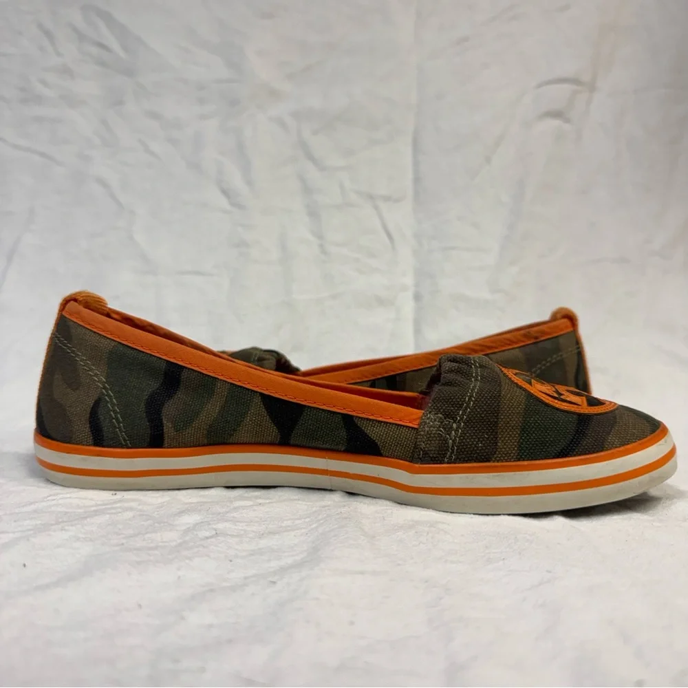 Tory Burch Reva Camouflage and Orange Loafers - Picture 4 of 14